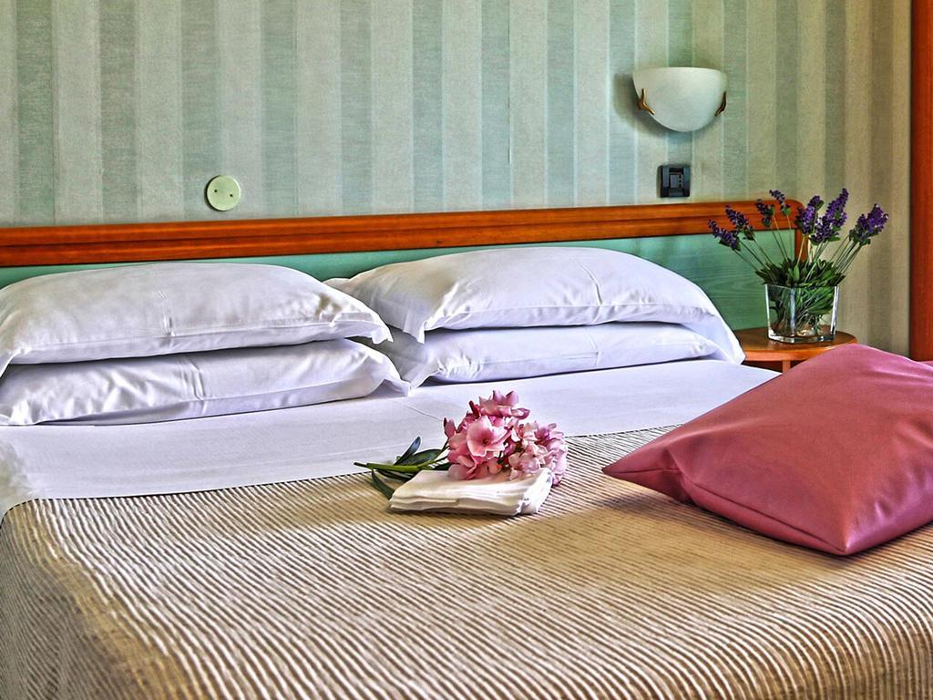 Hotel San Giorgio 瓦斯托 外观 照片