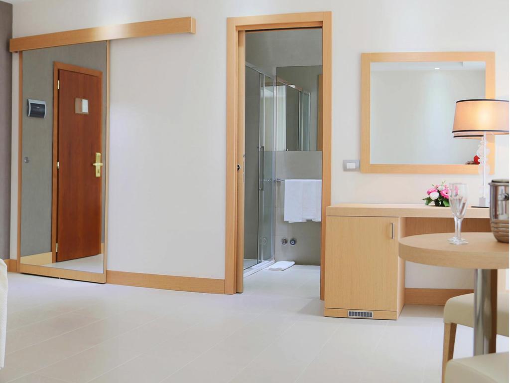 Hotel San Giorgio 瓦斯托 外观 照片
