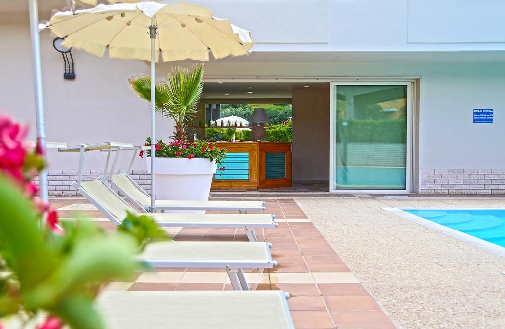 Hotel San Giorgio 瓦斯托 外观 照片