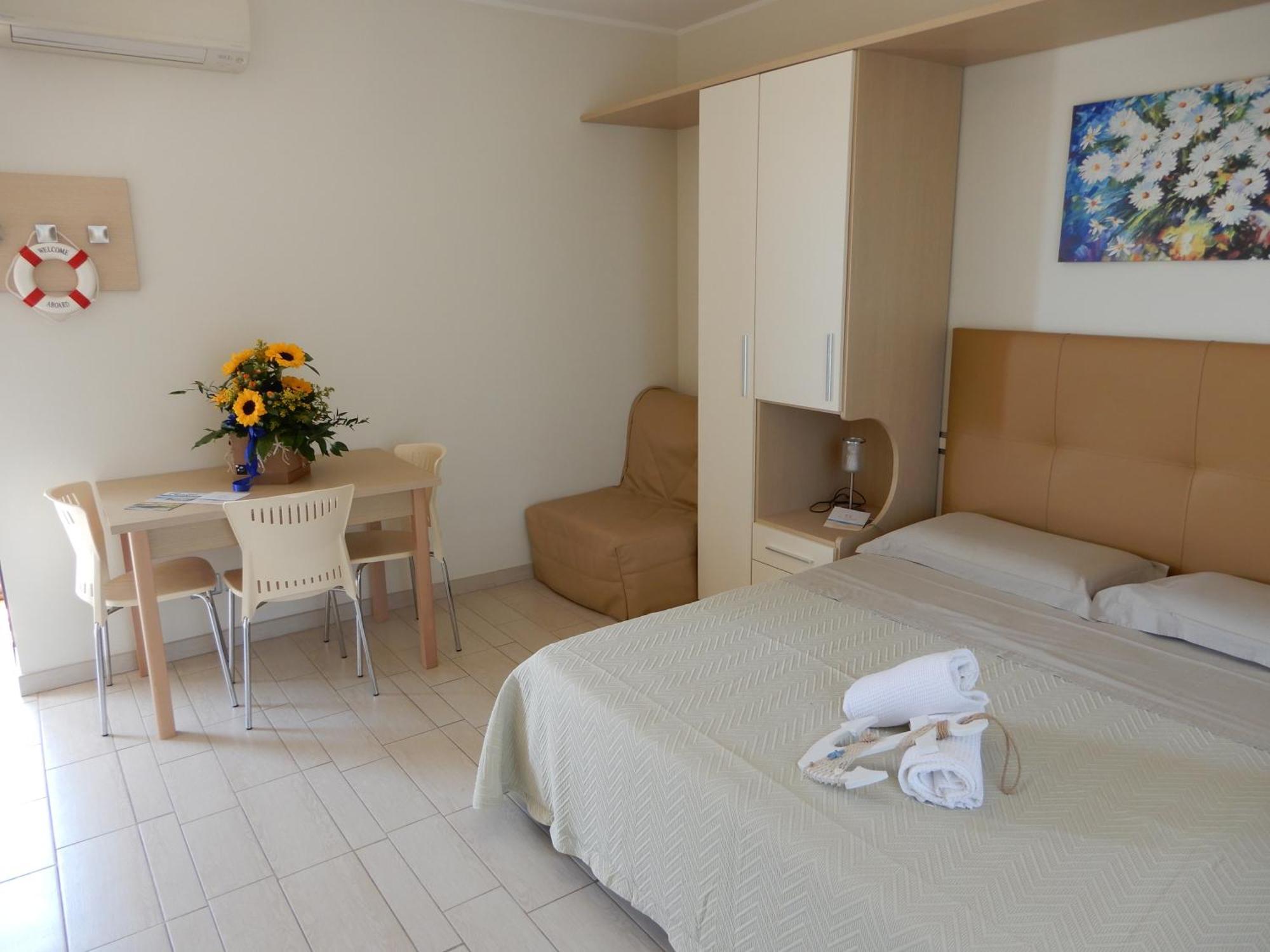Hotel San Giorgio 瓦斯托 外观 照片