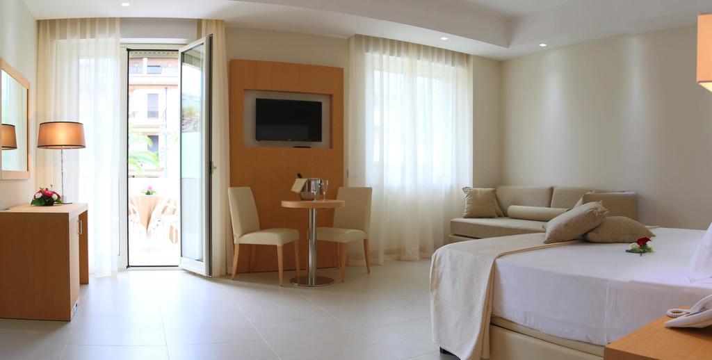 Hotel San Giorgio 瓦斯托 客房 照片