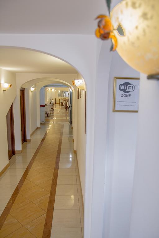Hotel San Giorgio 瓦斯托 外观 照片
