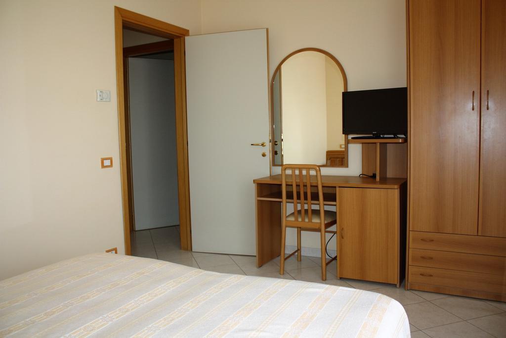 Hotel San Giorgio 瓦斯托 外观 照片