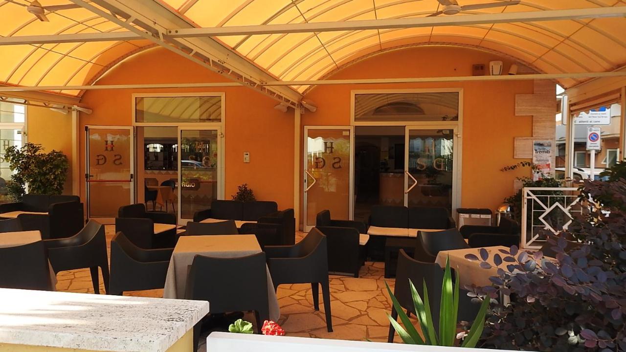 Hotel San Giorgio 瓦斯托 外观 照片