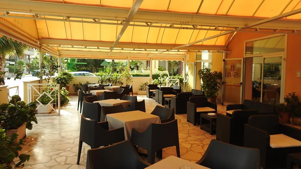 Hotel San Giorgio 瓦斯托 外观 照片