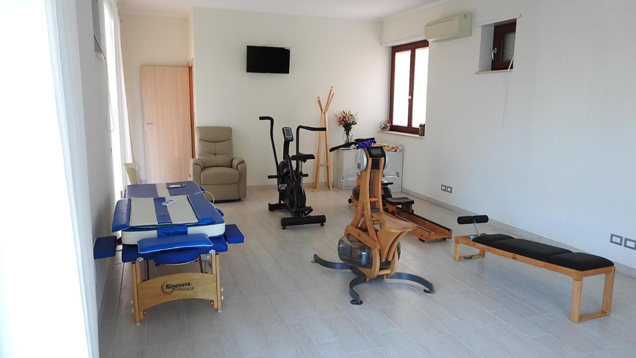 Hotel San Giorgio 瓦斯托 外观 照片